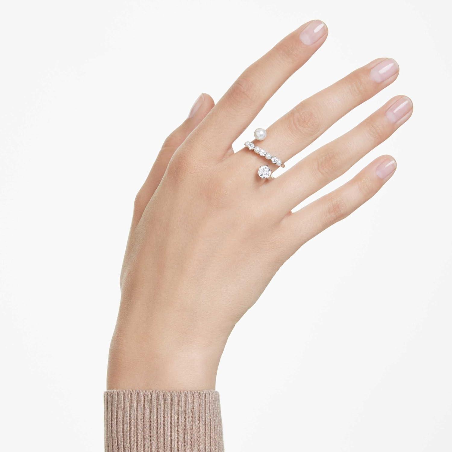 imageSwarovski Matrix cocktail ring Crystal pearl Round cut clear Rhodium finishEU 55 US 675