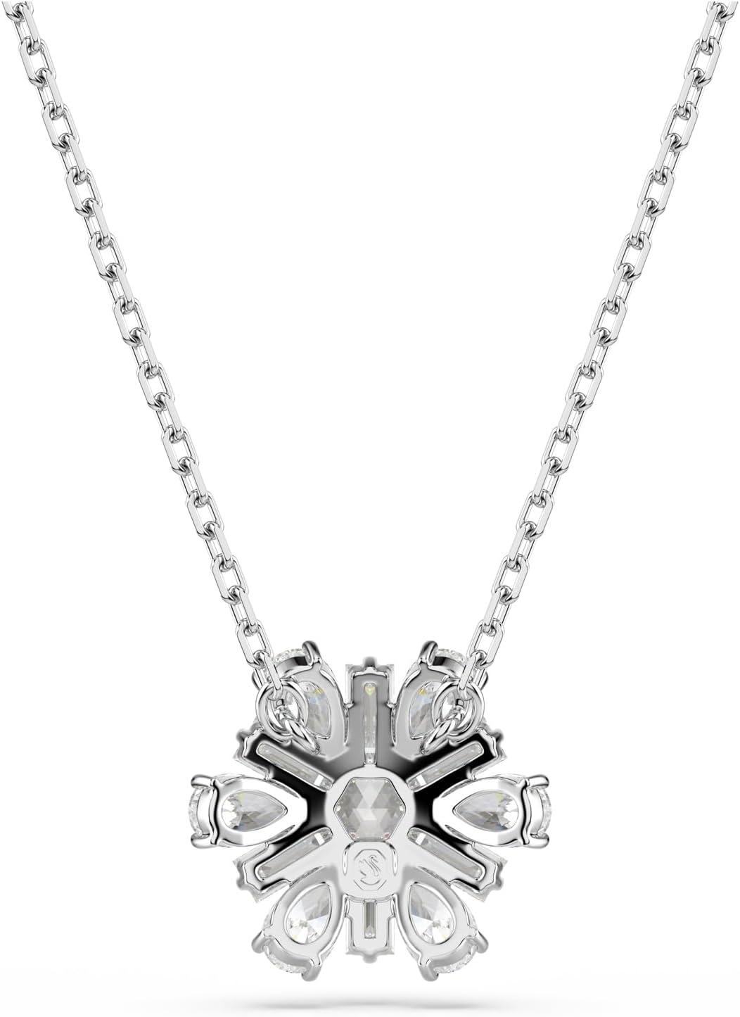 imageSwarovski Idyllia Pendant Mixed Cuts Snowflake Clear Rhodium Finished